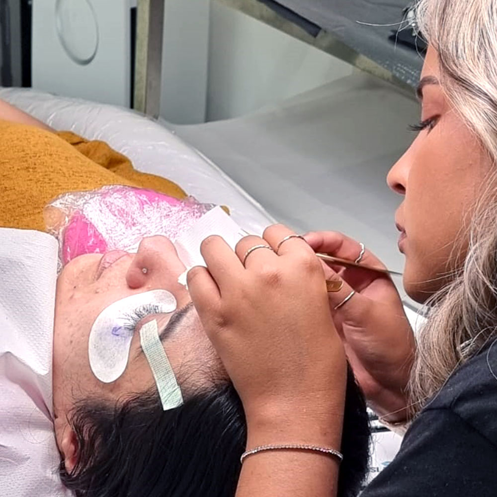eyelash extensions training course UK